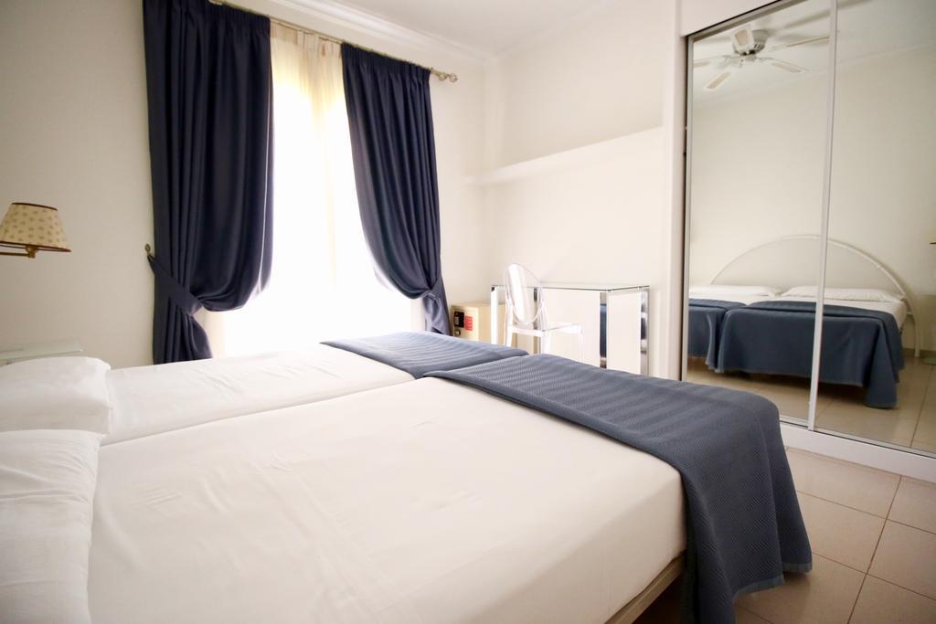 لوس أبريغوس Apartment Golf Park الغرفة الصورة